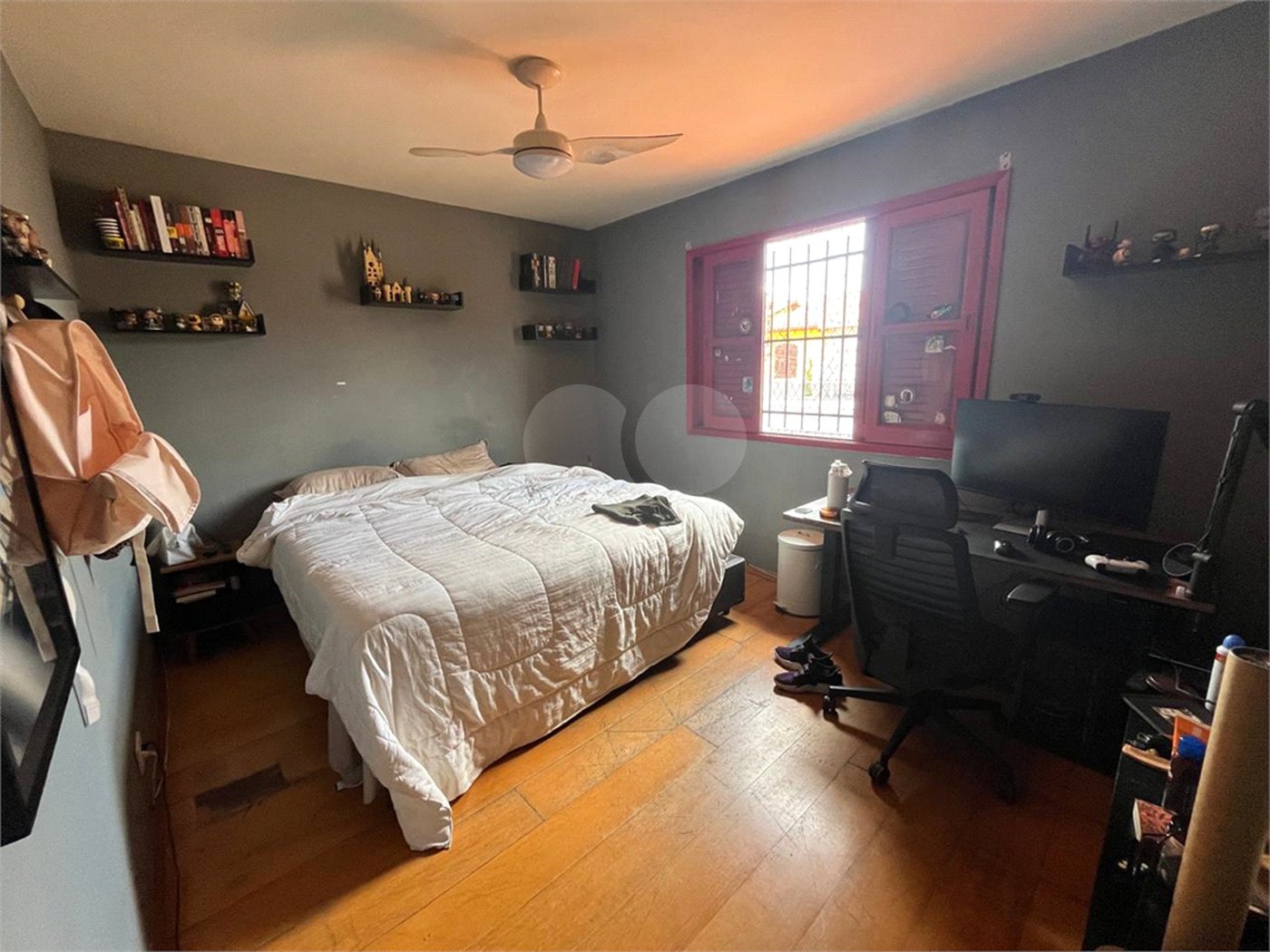 Sobrado à venda com 3 quartos, sendo 1 suíte, em Jardim das Vertentes, São Paulo, SP