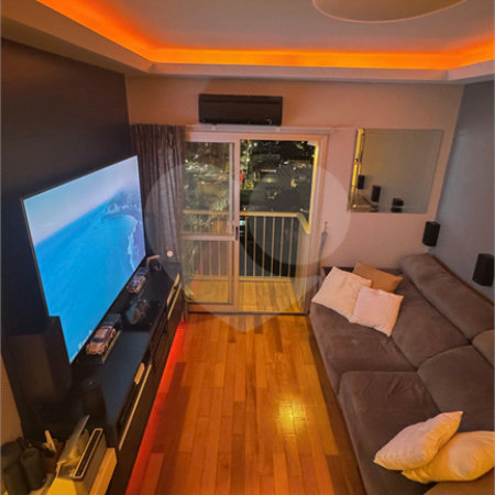 Apartamento à venda com 2 quartos, sendo 1 suíte, em Vila Olímpia, São Paulo, SP