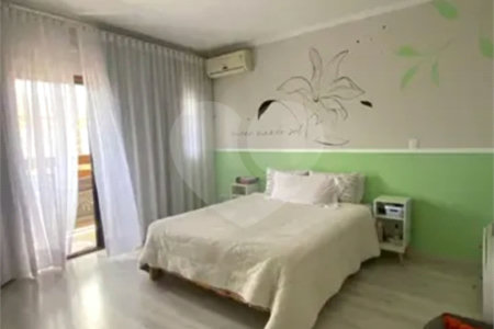 CASA A VENDA NO VISTA LINDA, 3 DORMITORIOS, 2 BANHEIROS, 2 VAGAS, SÃO JOSÉ DOS CAMPOS/SP.