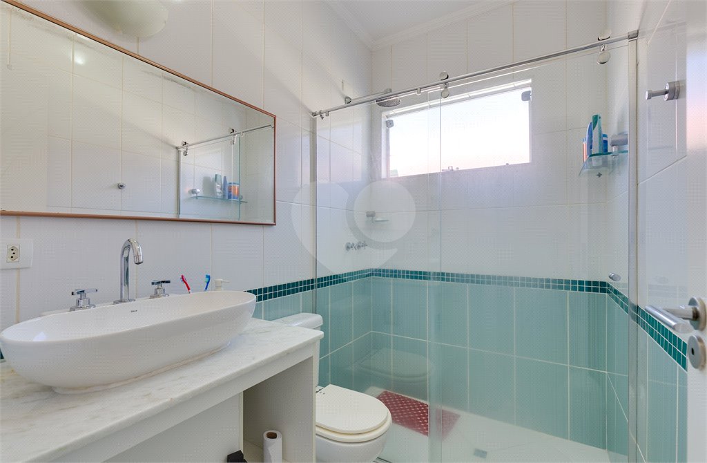 Casa à venda com 3 quartos, sendo 1 suíte, em Santo Amaro, São Paulo, SP