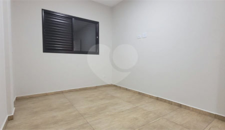 Apartamento para alugar com 2 quartos, sendo 1 suíte,  em Jardim Carambeí, São Roque, SP