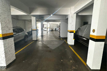 Apartamento à venda com 2 quartos, sendo 1 suíte, no Centro, Ponta Porã, MS