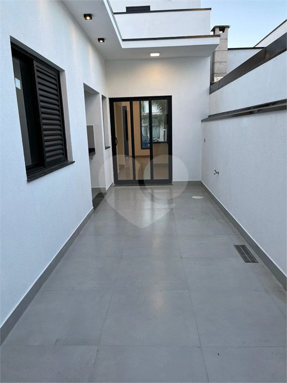 Casa à venda com 3 quartos, sendo 1 suíte, no condomínio Portal dos Sabiás, Itu - SP