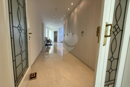 Casa à venda com 6 quartos, sendo 5 suítes, no condomínio City Castelo, Itu - SP