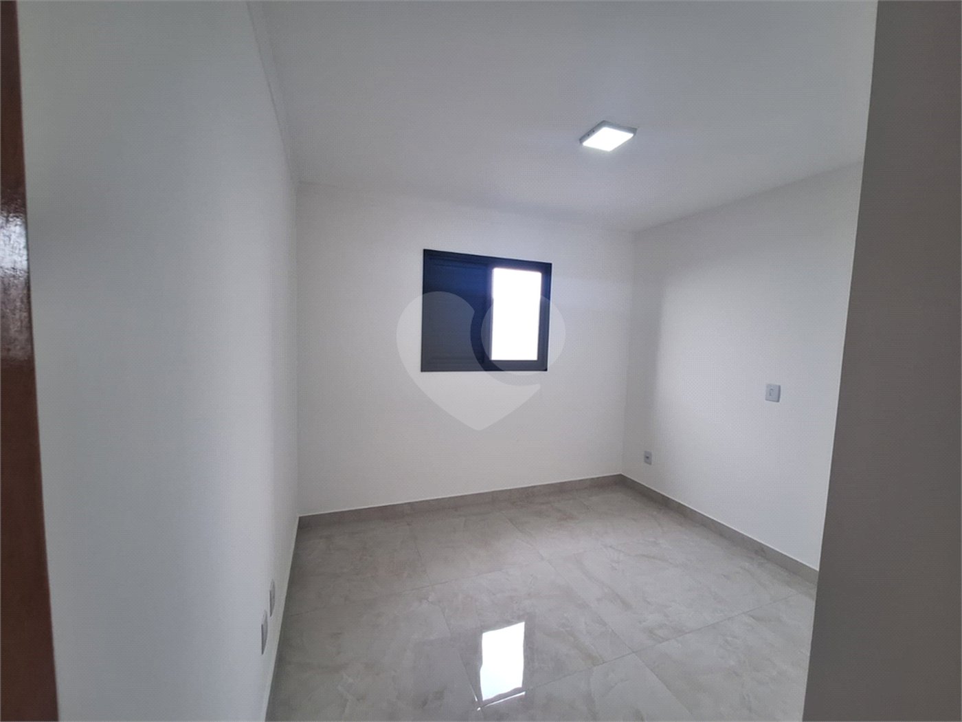 Sobrado à venda com 3 quartos, sendo 1 suíte, em Vila São Geraldo, São Paulo, SP