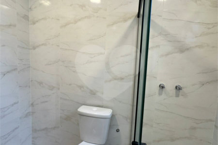 Casa à venda com 5 quartos, sendo 4 suítes, no condomínio Grand Park, Rio de Janeiro - RJ
