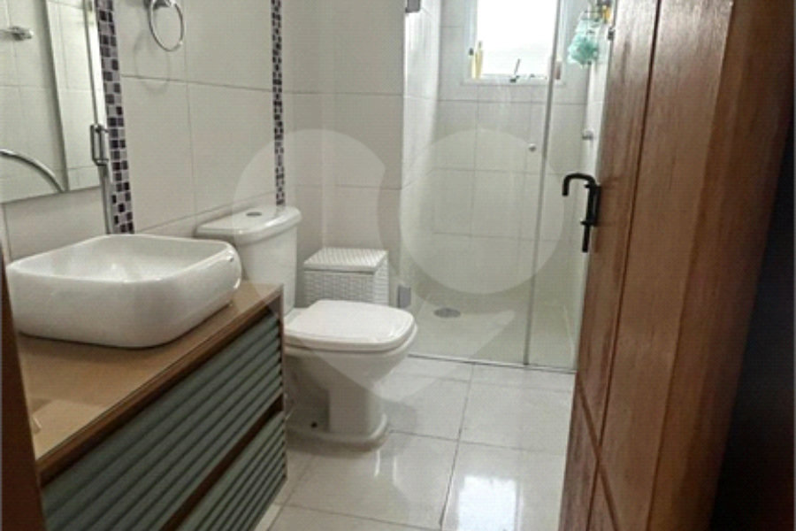 Sobrado à venda ou para alugar com 4 quartos, sendo 3 suítes, em Mandaqui, São Paulo, SP
