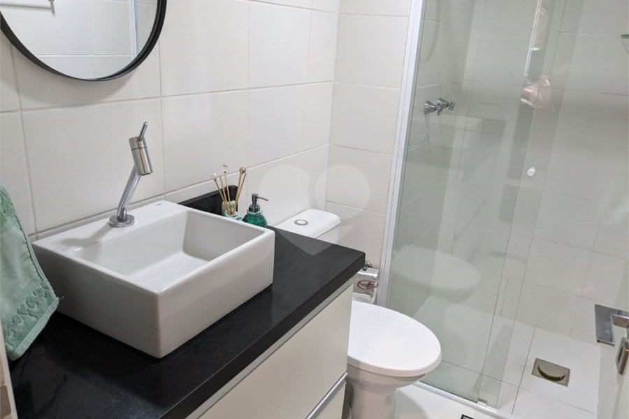 Apartamento à venda com 2 quartos, sendo 1 suíte,  em Jardim Rosa de Franca, Guarulhos, SP