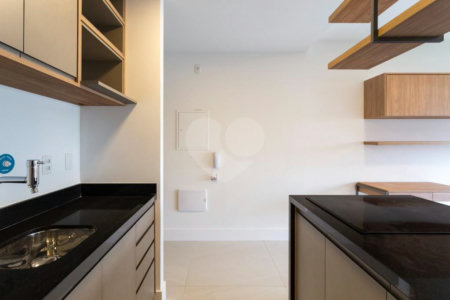 Apartamento à venda com 1 suíte em Jardim das Bandeiras, São Paulo, SP