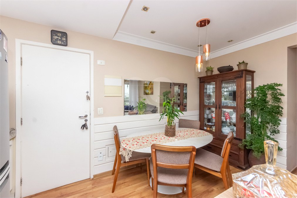 Apartamento à venda com 2 quartos em Saúde, São Paulo, SP