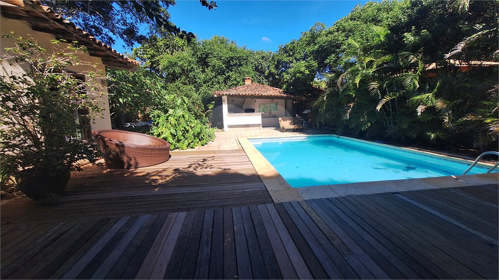 Casa à venda ou para alugar com 6 suítes em Marina, Armação dos Búzios, RJ