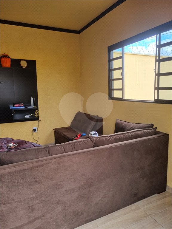 Casa Térrea à venda com 3 quartos, sendo 1 suíte,  no Centro, Ibaté, SP