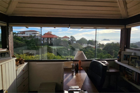 Casa à venda com 4 quartos, sendo 3 suítes, em João Fernandes, Armação dos Búzios, RJ