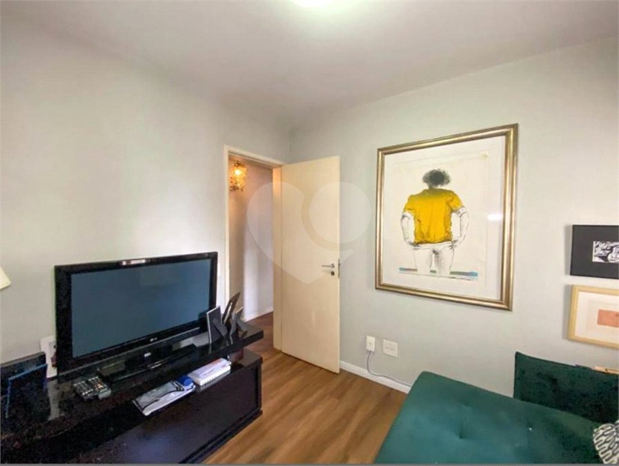 Apartamento à venda com 3 quartos, sendo 1 suíte, em Brooklin Paulista, São Paulo, SP