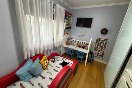 Apartamento à venda com 3 suítes em Vila Paulicéia, São Paulo, SP