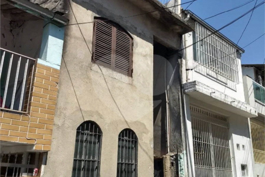 Sobrado à venda com 2 quartos em Tremembé, São Paulo, SP