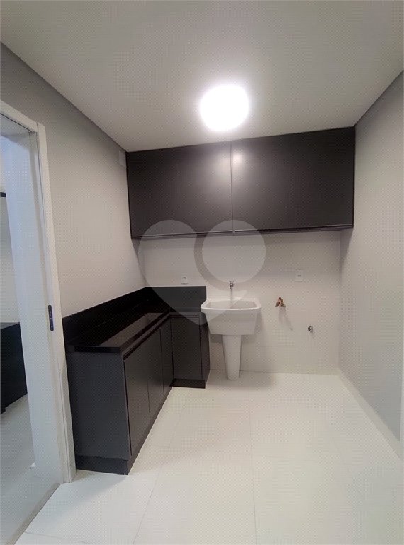 Casa à venda com 3 suítes no condomínio La Reserva Residencial, Atibaia - SP