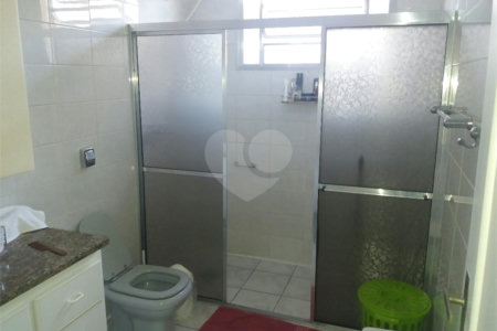 Sobrado à venda com 3 quartos em Vila Barreto, São Paulo, SP