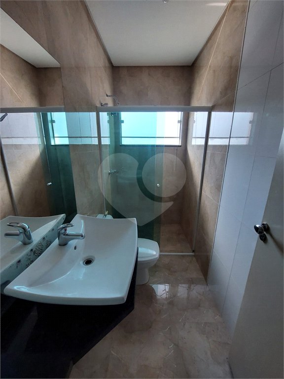 Casa à venda com 3 quartos, sendo 1 suíte, no condomínio Village Saint Clair, Sorocaba - SP