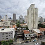 ÓTIMO APARTAMENTO 76 m² ÚTEIS REFORMADO 1 VAGA DE GARAGEM