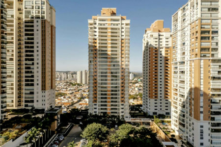 Triplex à venda com 4 suítes em Anhangabaú, Jundiaí, SP