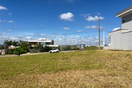 Terreno à venda em Loteamento Residencial Golden Ville, Itapetininga, SP