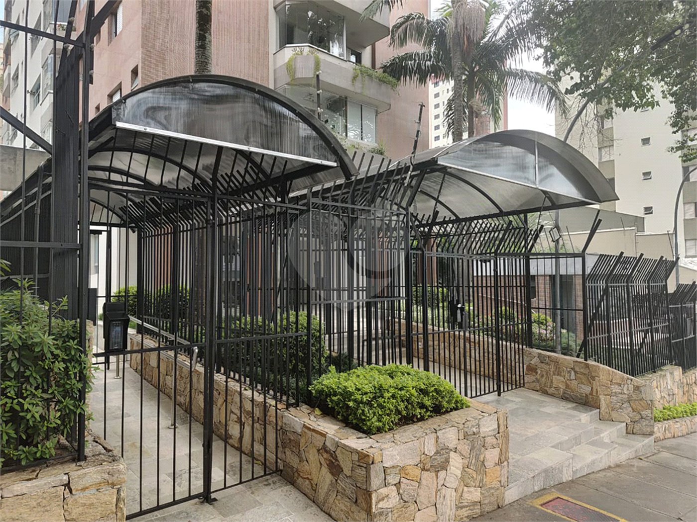 Apartamento à venda com 3 quartos, sendo 1 suíte, em Vila Clementino, São Paulo, SP