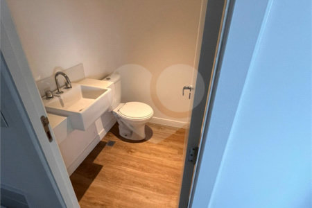 Apartamento à venda com 3 quartos, sendo 2 suítes, em Vila Andrade, São Paulo, SP