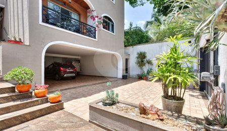 Casa à venda com 5 quartos, sendo 4 suítes,  em Alto da Boa Vista, São Paulo, SP