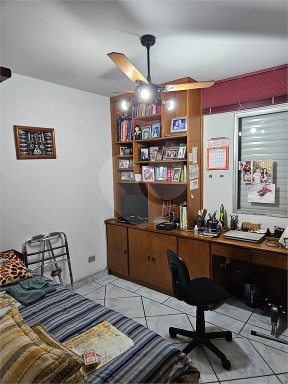 Casa à venda com 3 quartos, sendo 1 suíte, no condomínio Jconde de Irajá, São Paulo - SP