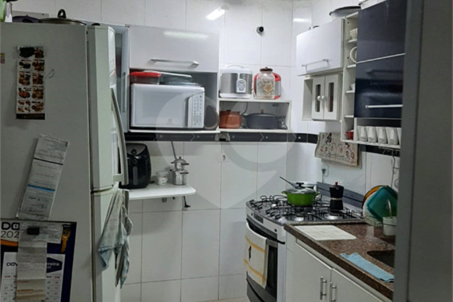 Sobrado à venda com 3 quartos, sendo 2 suítes,  em Vila Gustavo, São Paulo, SP