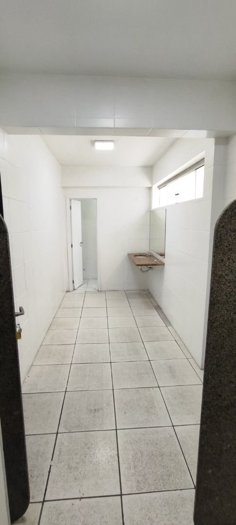 Casa com 4 dormitórios para alugar, 339 m² por R$ 44.688,51 - Gonzaga - Santos/SP