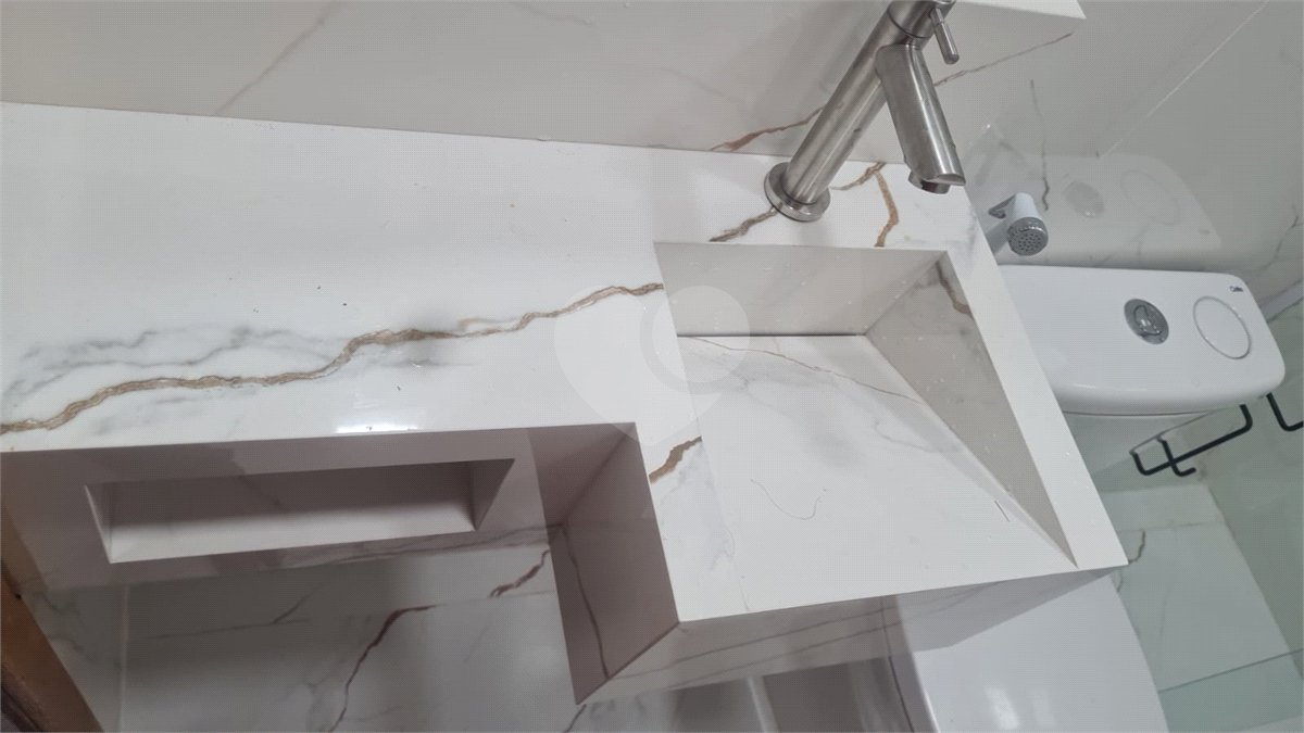 Casa em condomínio à venda com 2 quartos, sendo 1 suíte,  em Ogiva, Cabo Frio, RJ