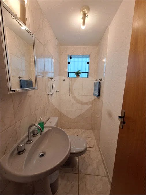 Sobrado à venda com 3 quartos, sendo 1 suíte, em Limão, São Paulo, SP
