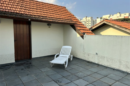 Sobrado à venda com 3 quartos, sendo 1 suíte, em Jardim das Vertentes, São Paulo, SP