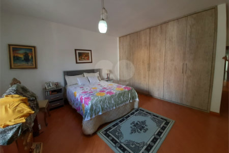 Sobrado à venda com 4 quartos, sendo 2 suítes, em Jardim Franca, São Paulo, SP