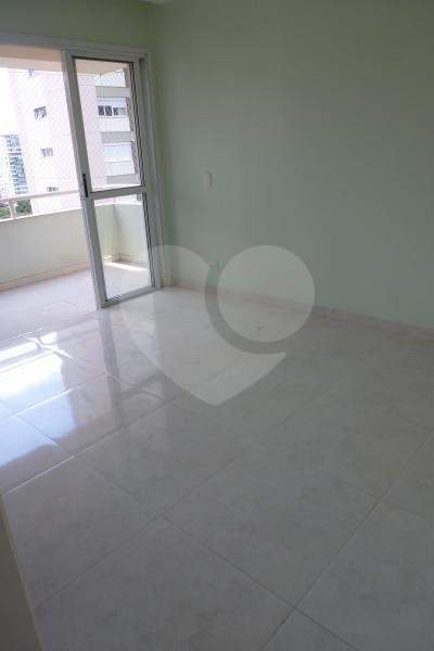 Apartamento à venda com 3 quartos, sendo 1 suíte, em Vila Suzana, São Paulo, SP