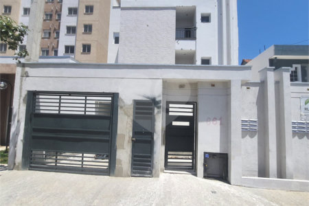 Casa à venda com 2 quartos, sendo 1 suíte, em Parque Vitória, São Paulo, SP