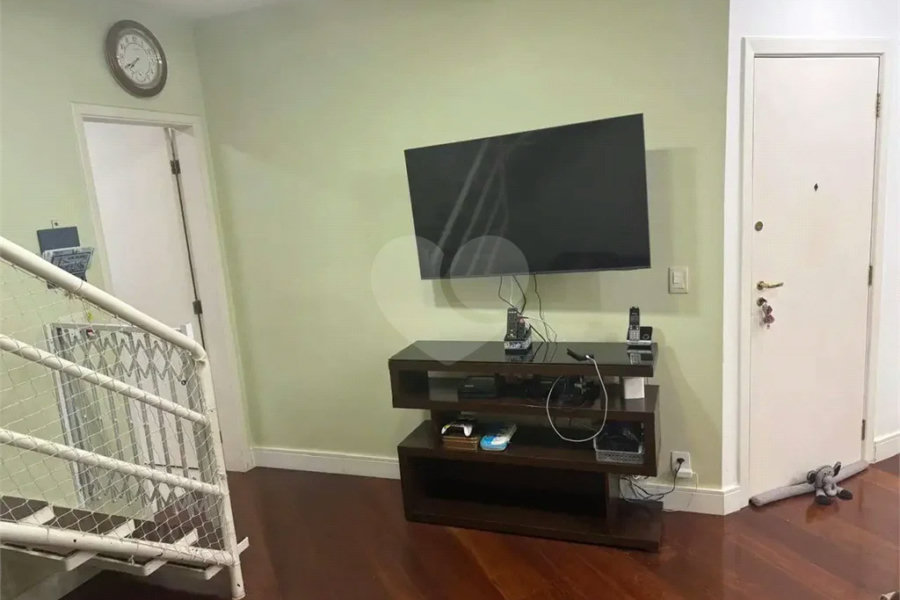 Apartamento à venda com 3 quartos, sendo 1 suíte, em Saúde, São Paulo, SP