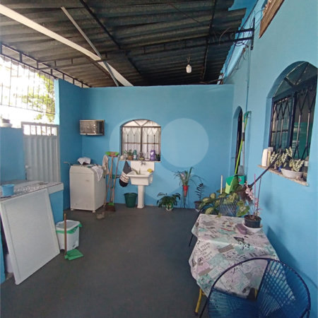 Triplex à venda com 5 quartos, sendo 1 suíte,  em Santíssimo, Rio de Janeiro, RJ