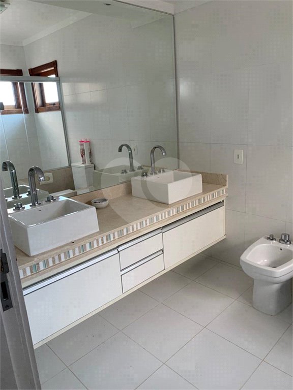 Casa à venda com 5 suítes no condomínio Jardim São Felipe, Atibaia - SP
