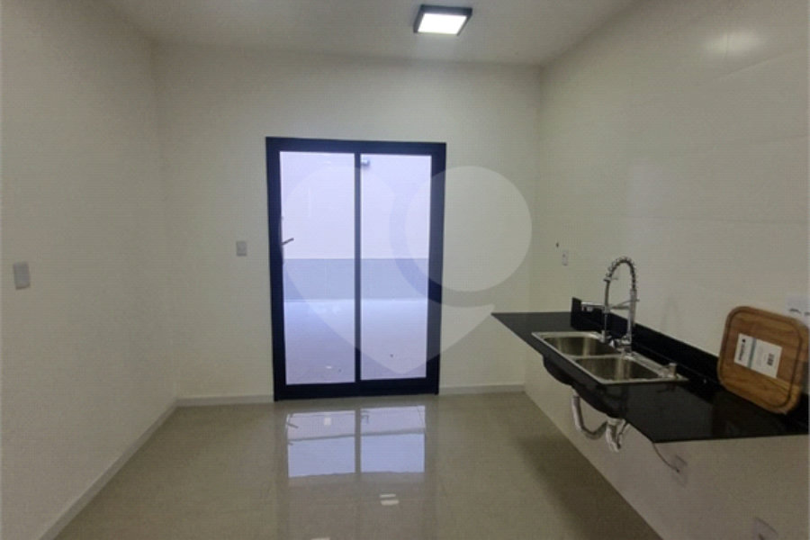 Sobrado à venda com 2 suítes em Vila Guilherme, São Paulo, SP