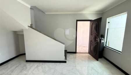 Casa à venda com 3 quartos, sendo 1 suíte,  em Vila Rosália, Guarulhos, SP
