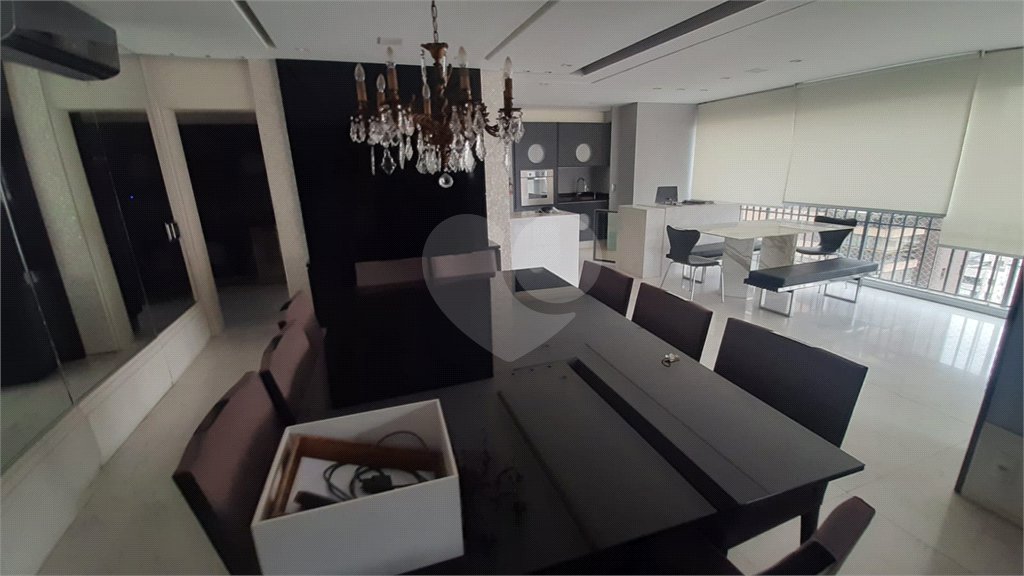 Apartamento à venda com 3 suítes em Santana, São Paulo, SP