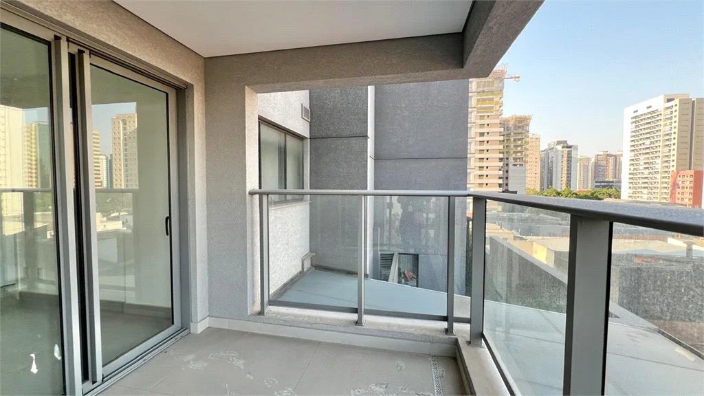 Apartamento à venda com 1 quarto em Santo Amaro, São Paulo, SP