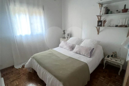 Apartamento à venda com 3 quartos, sendo 1 suíte, em Vila Olímpia, São Paulo, SP