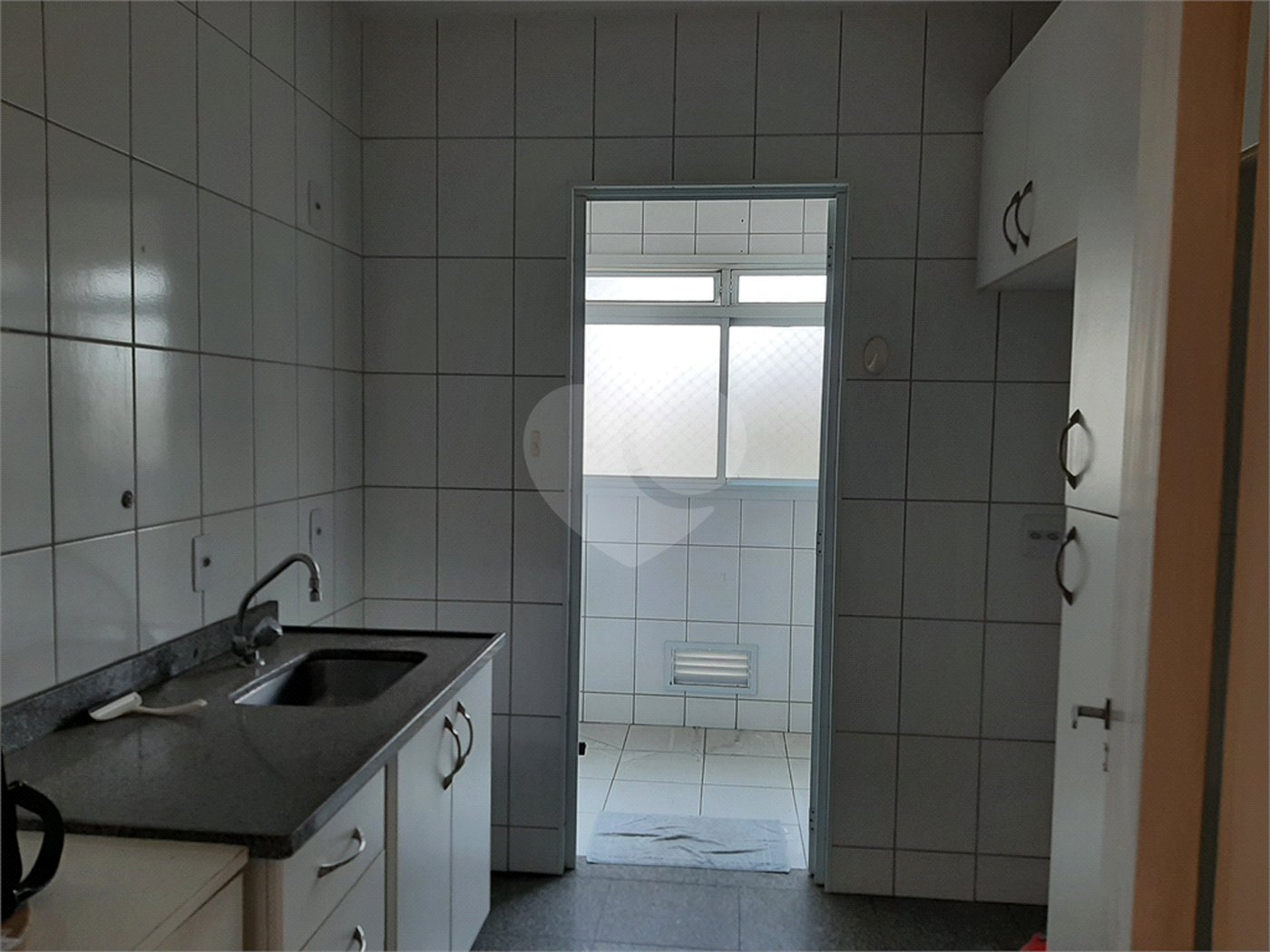 Apartamento à venda ou para alugar com 3 quartos, sendo 1 suíte,  em Vila Suzana, São Paulo, SP