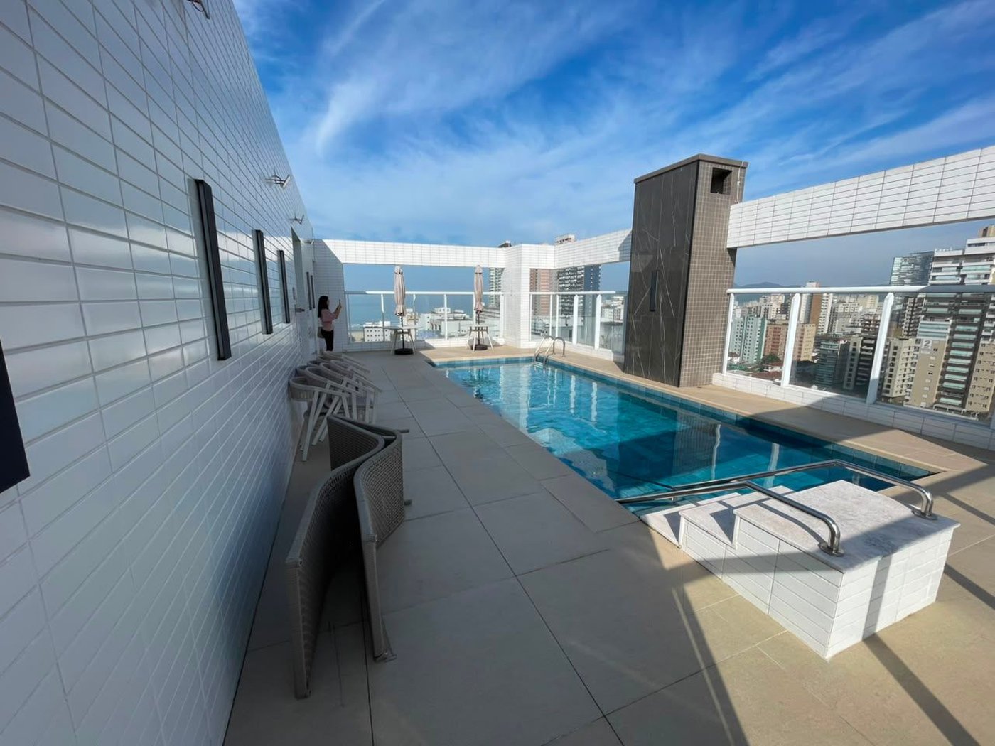 Apartamento com 2 dormitórios à venda, 74 m² por R$ 1.049.000,00 - Gonzaga - Santos/SP