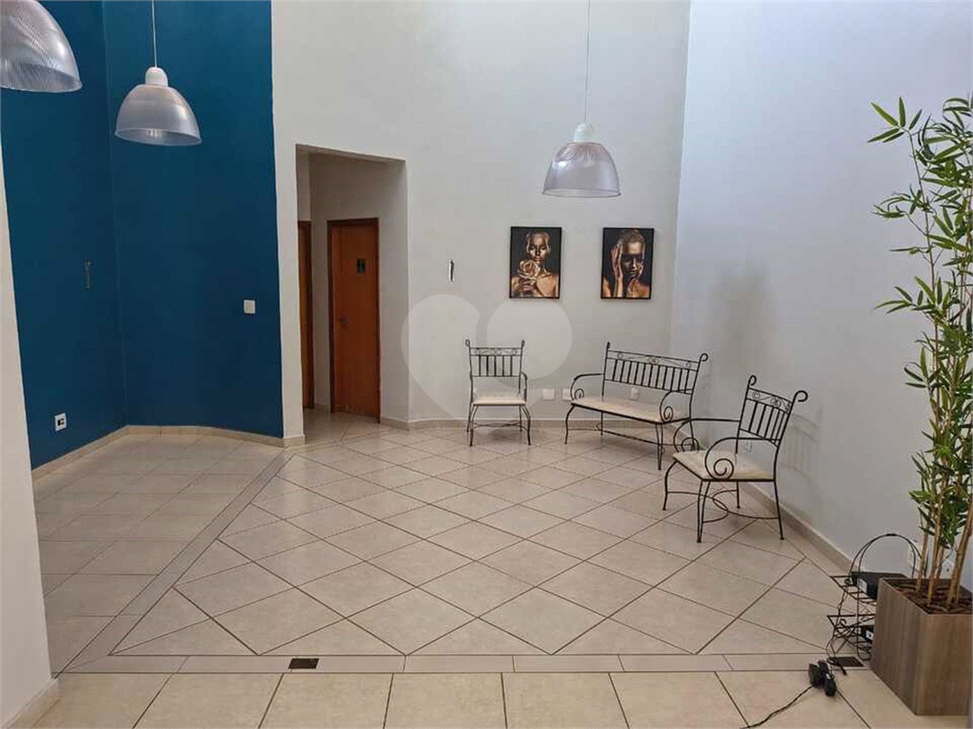 Sobrado à venda com 4 quartos, sendo 2 suítes, em Alto da Boa Vista, Ribeirão Preto, SP