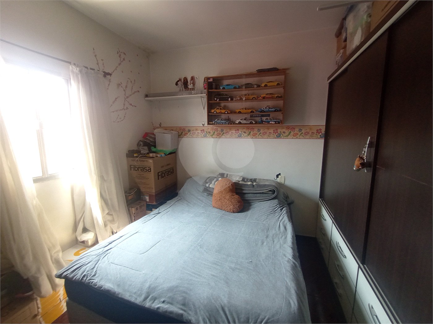 Sobrado à venda com 4 quartos, sendo 1 suíte, em Jardim Marisa, São Paulo, SP